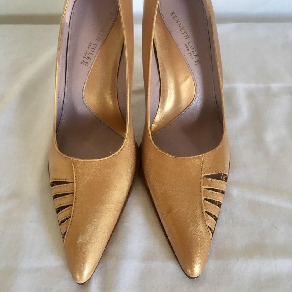 Kenneth Cole Heels - Picture 7 of 8
